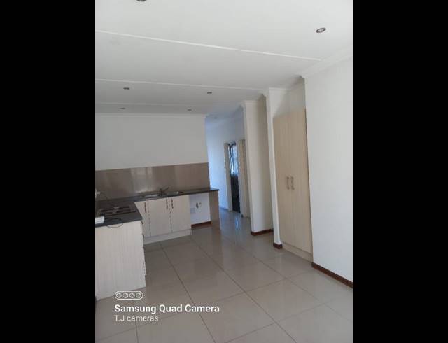 3 BEDROOM PROPERTY TO RENT IN GAYLEE